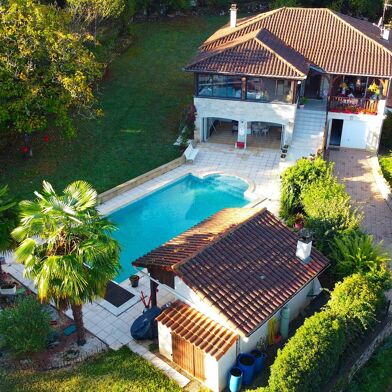 Maison 5 pièces 250000 €