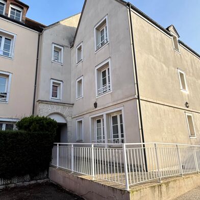 Appartement 4 pièces 995 €