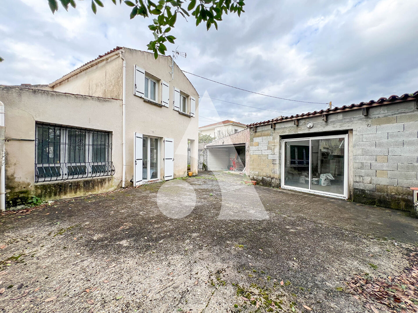 Villa / Maison 5 pièces  à vendre Saintes 17100