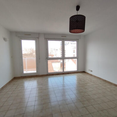 Appartement 2 pièces 820 €