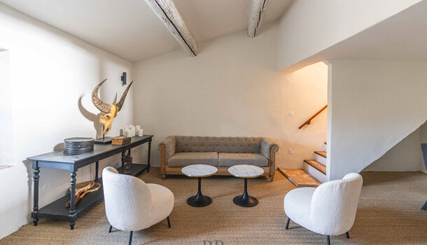 Loft 2 pièces  à vendre Lourmarin 84160