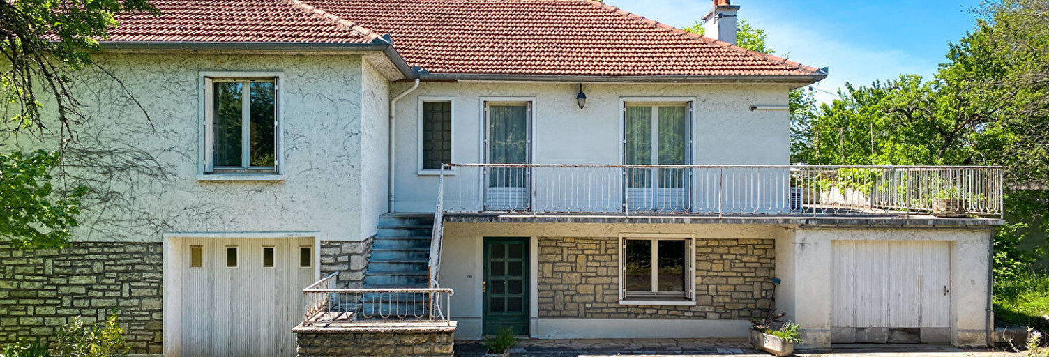 Maison 10 Pièces 194 m² à vendre à Villefranche-de-Rouergue (12200)