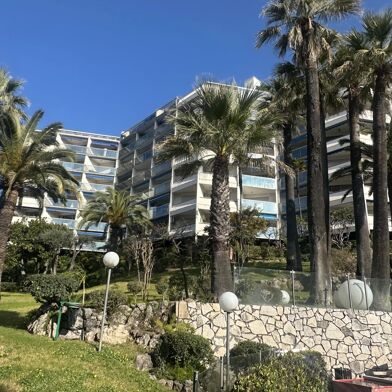 Appartement 1 pièces 215000 €