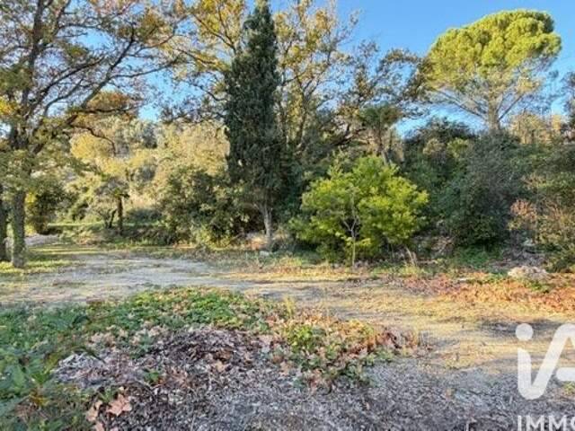 Vente Terrain à bâtir 682 m&sup2; — photo du bien