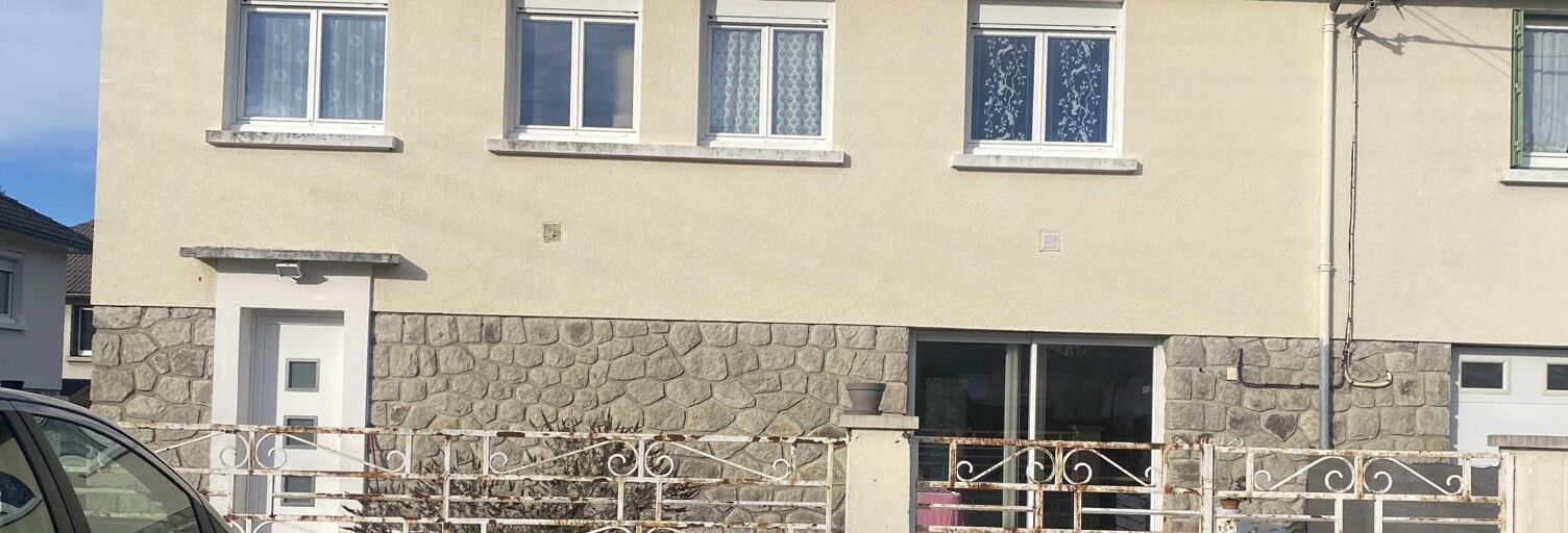 Maison 5 Pièces 123 m² à vendre à Riom-ès-Montagnes (15400)