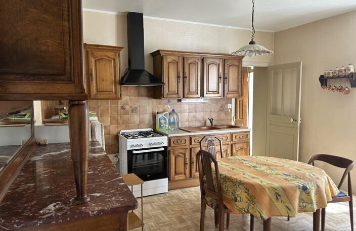 Maison en pierre de 5 pièces principales — photo 5