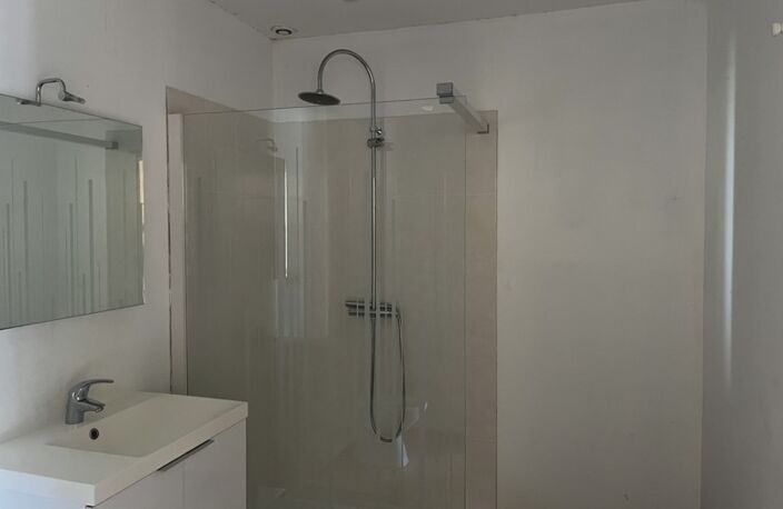 Vente maison 2 pièces 60 m² Thevet-Saint-Julien (36400) — photo 4