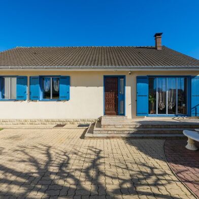 Maison 6 pièces 384500 €