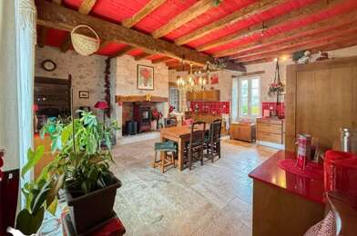 Maison 10 pièces 598000 €
