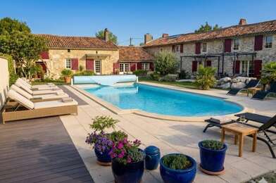 Maison 10 pièces 598000 €