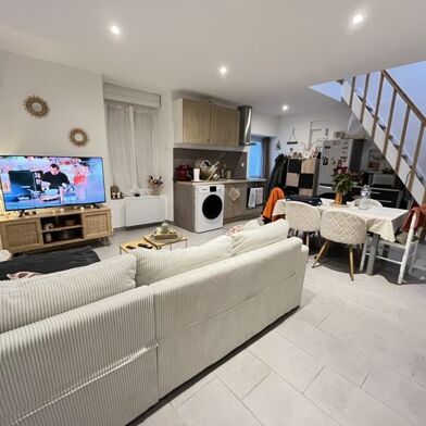 Maison 3 pièces 70876 €