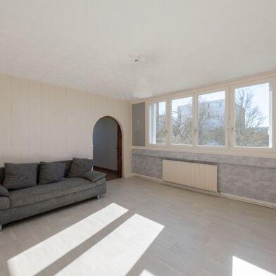 Appartement 4 pièces 175000 €