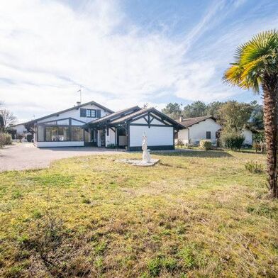 Maison 4 pièces 396112 €