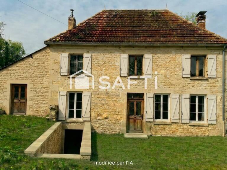 Maison de caractère à fort potentiel  102 m²  Terrain de 3 581 m² — photo 1