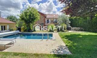 Maison 10 Pièces 277 m² à vendre à Marolles-en-Brie (94440)