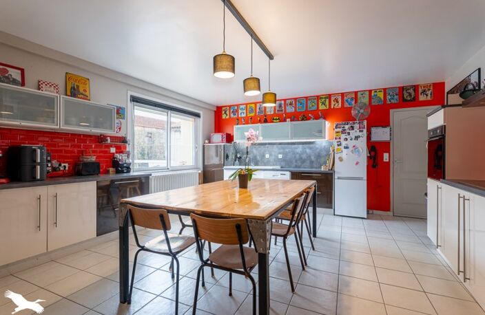 Maison de bourg de 6 pièces principales — photo 2