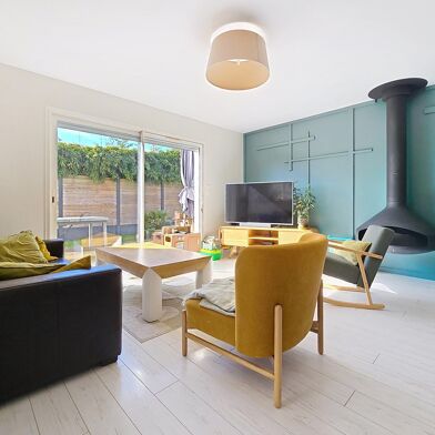 Maison 4 pièces 379500 €