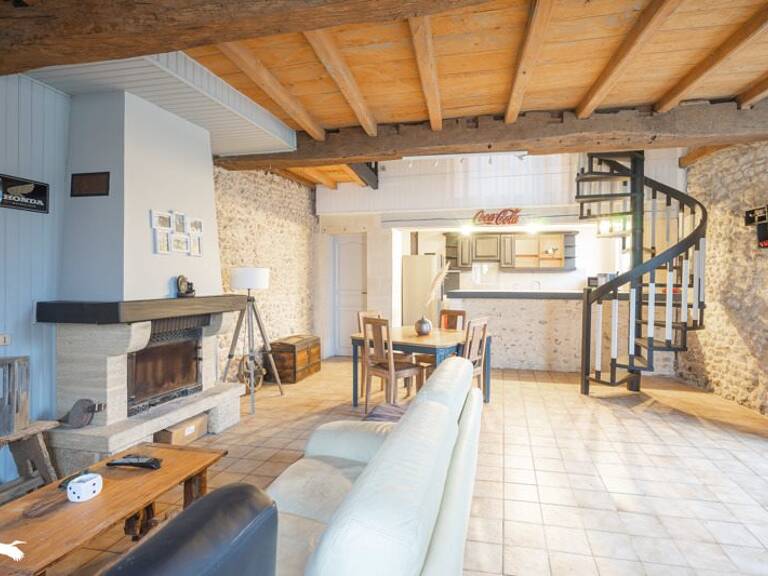 Maison de bourg de 3 pièces principales — photo 1