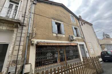 Immeuble  85162 €