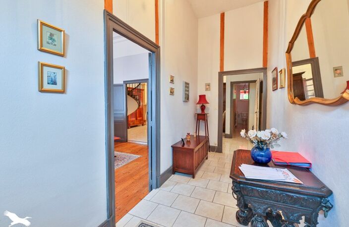 Maison de ville de 8 pièces principales — photo 3