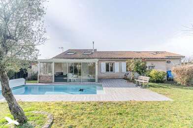 Maison 7 pièces 530400 €