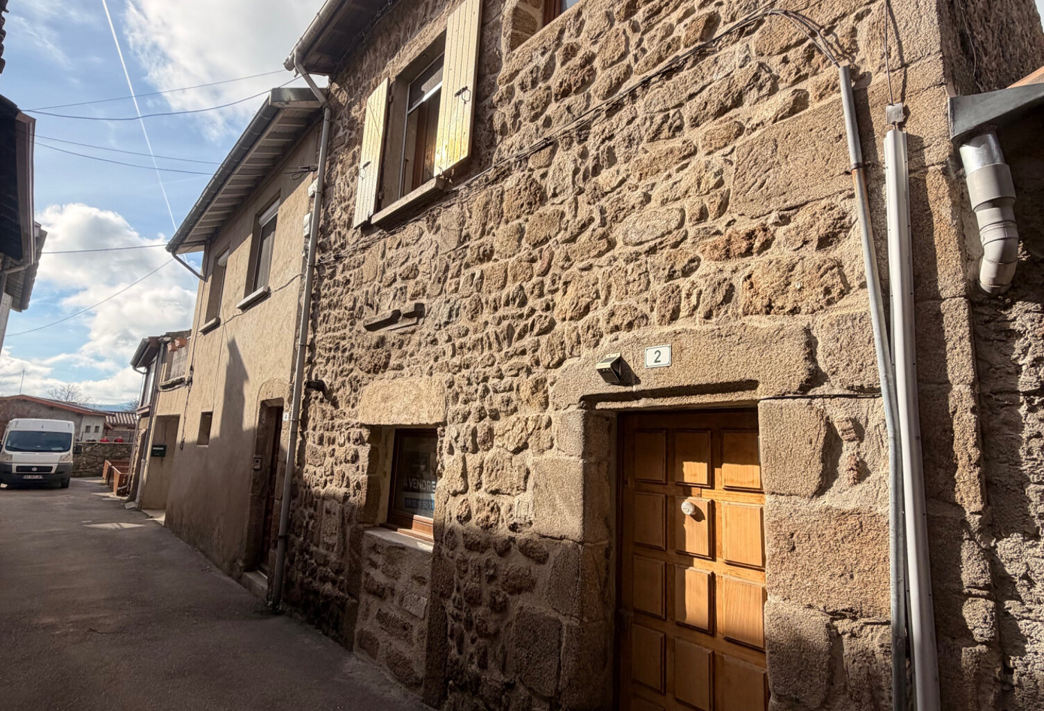 MAISON DE VILLAGE EN PLEIN CENTRE DE QUINTENAS — photo 1
