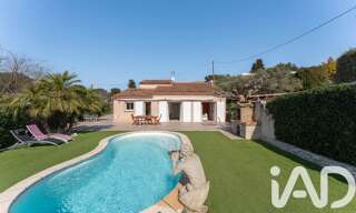 Maison 7 Pièces 145 m² à vendre à Saint-Cyr-sur-Mer (83270)