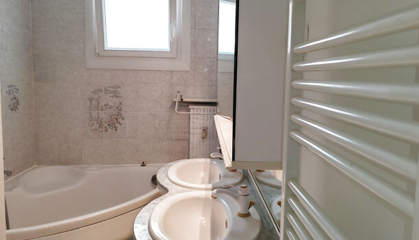 Appartement 4 pièces  à vendre Montélimar 26200