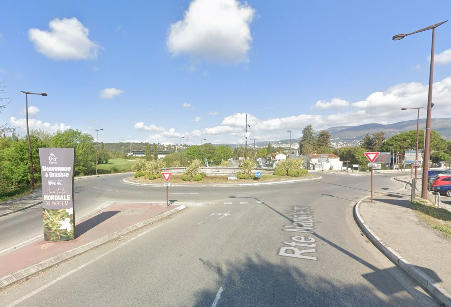 Lot de 10 parkings en sous-sol à Grasse avec Frais de notaire offerts — photo 1