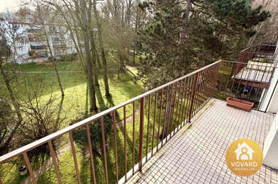 Appartement 6 pièces 240000 €