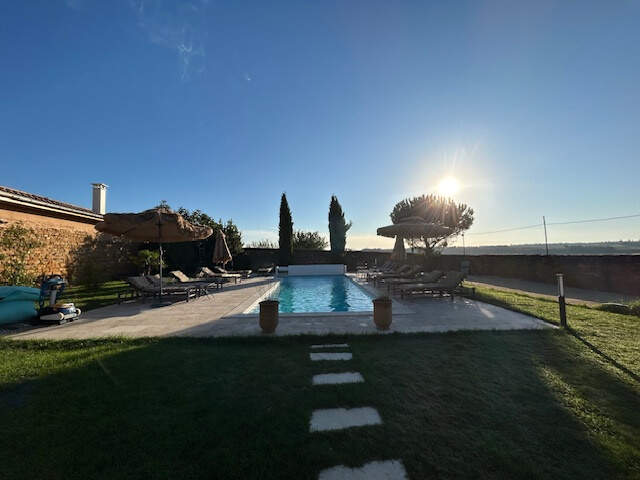 PROPRIETE 12 PIÈCES - PORTE DES PIERRES DOREES - 430M2 — photo du bien