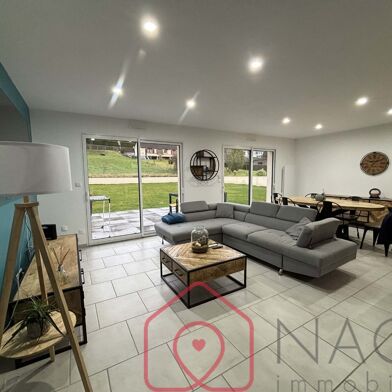 Maison 4 pièces 245000 €