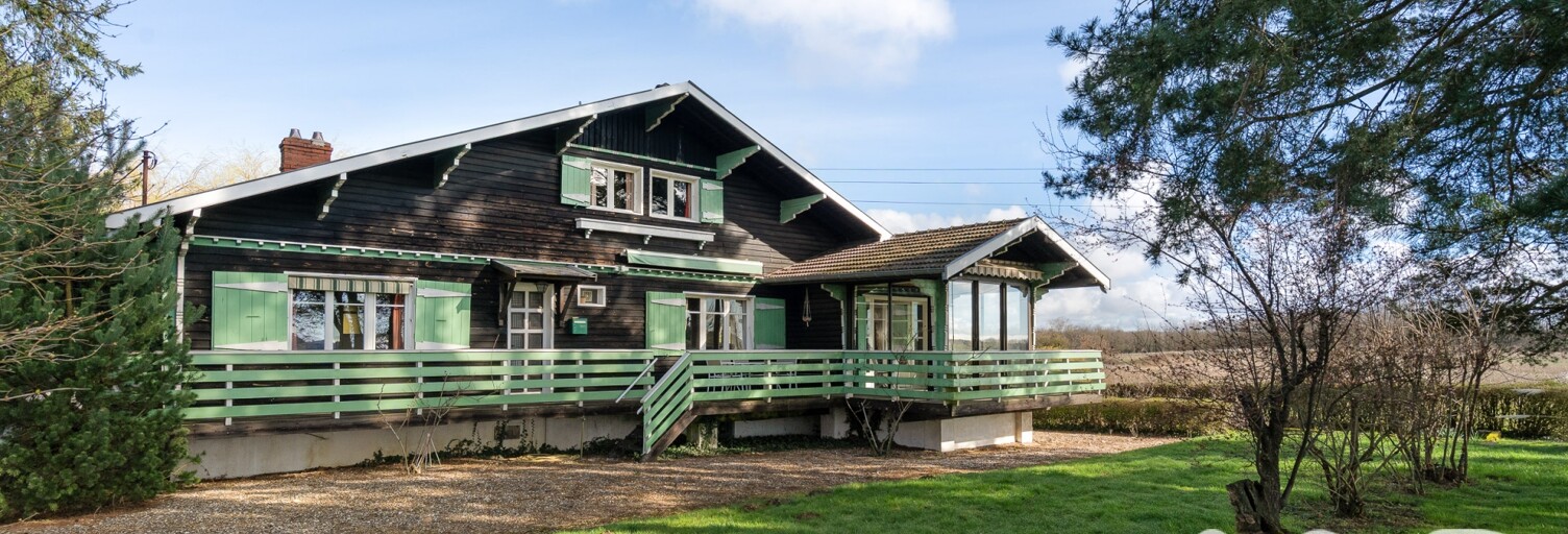 Maison 7 Pièces 180 m² à vendre à Saint-André-de-Corcy (01390)