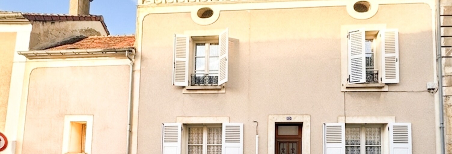 Maison 6 Pièces 113 m² à vendre à Neuilly-Saint-Front (02470)