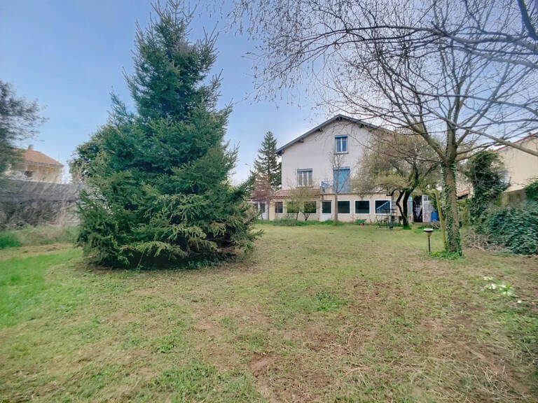 JOLIE MAISON + JARDIN + TERRASSES + GARAGE — photo 1