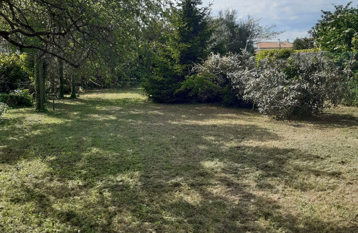 JOLIE MAISON + JARDIN + TERRASSES + GARAGE — photo 2