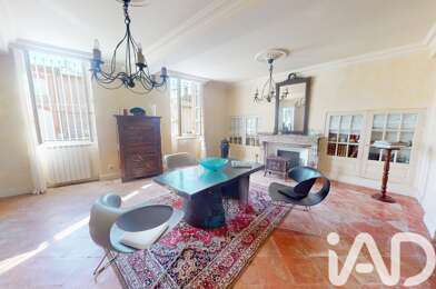 Maison 16 pièces 600000 €