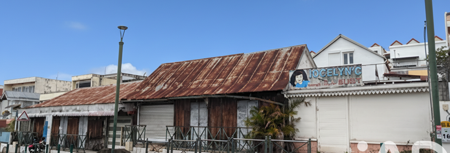 Terrain  390 m² à vendre à Les Trois-Bassins (97426)