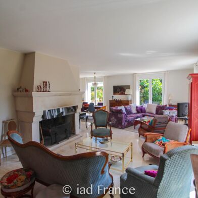 Maison 8 pièces 369000 €