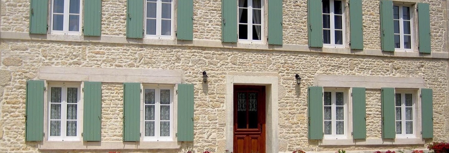 Maison 10 Pièces 458 m² à vendre à Le Thou (17290)