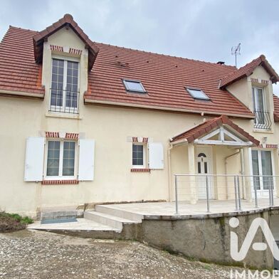 Maison 9 pièces 325000 €