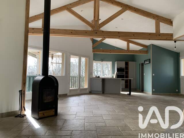Vente Maison de campagne 7 pièces — photo du bien