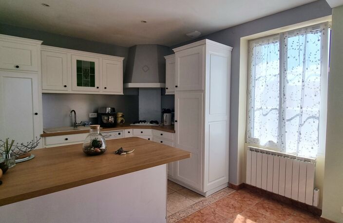 Vente Maison de ville 5 pièces — photo 2