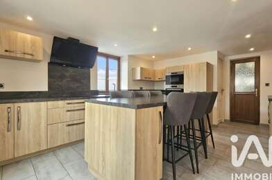 Maison 7 pièces 239900 €