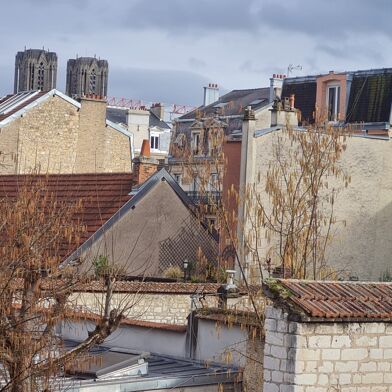 Appartement 5 pièces 325000 €