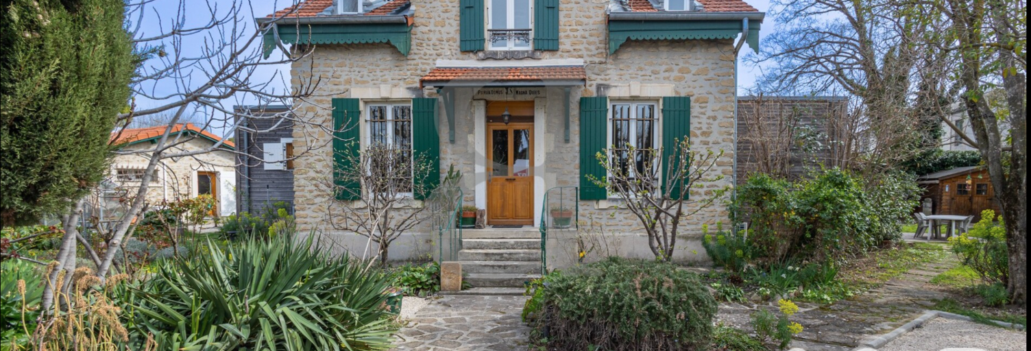 Maison 9 Pièces 195 m² à vendre à Valréas (84600)