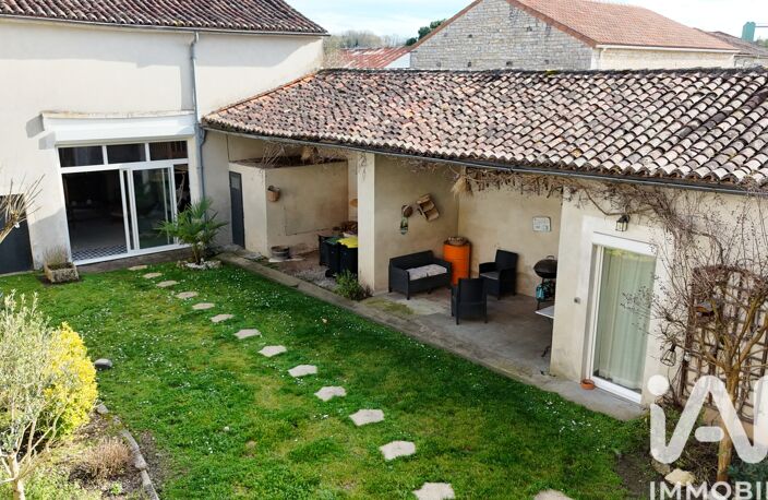Vente Maison/villa 7 pièces — photo 2