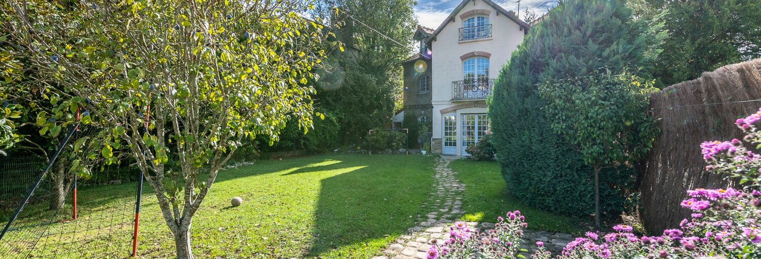 Maison 7 Pièces 145 m² à vendre à Garches (92380)