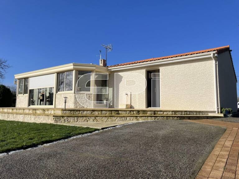 Réf 6340<br>Maison de PLAIN-PIED 1982 entièrement refaite 'à — photo 1