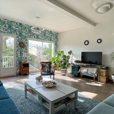 Appartement 4 pièces 590000 €